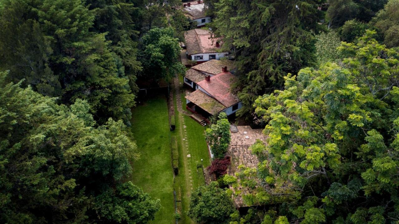 Lago Sol Hotel & Suites Tzintzuntzán Buitenkant foto