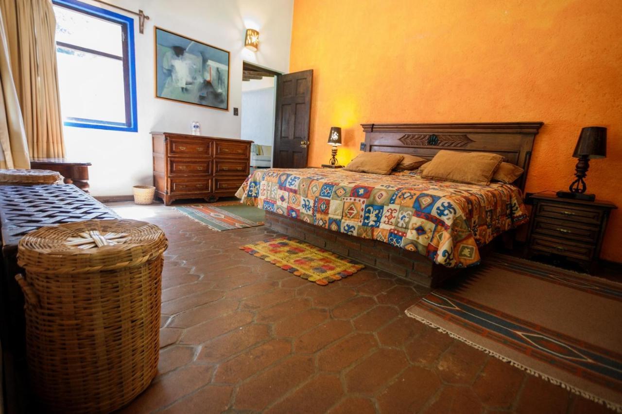 Lago Sol Hotel & Suites Tzintzuntzán Buitenkant foto